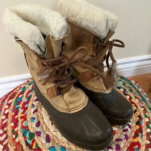 Sorel Alpine leather snow boots